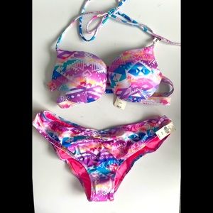 SEXY VICTORIA’S SECRET Bombshell Swimsuit